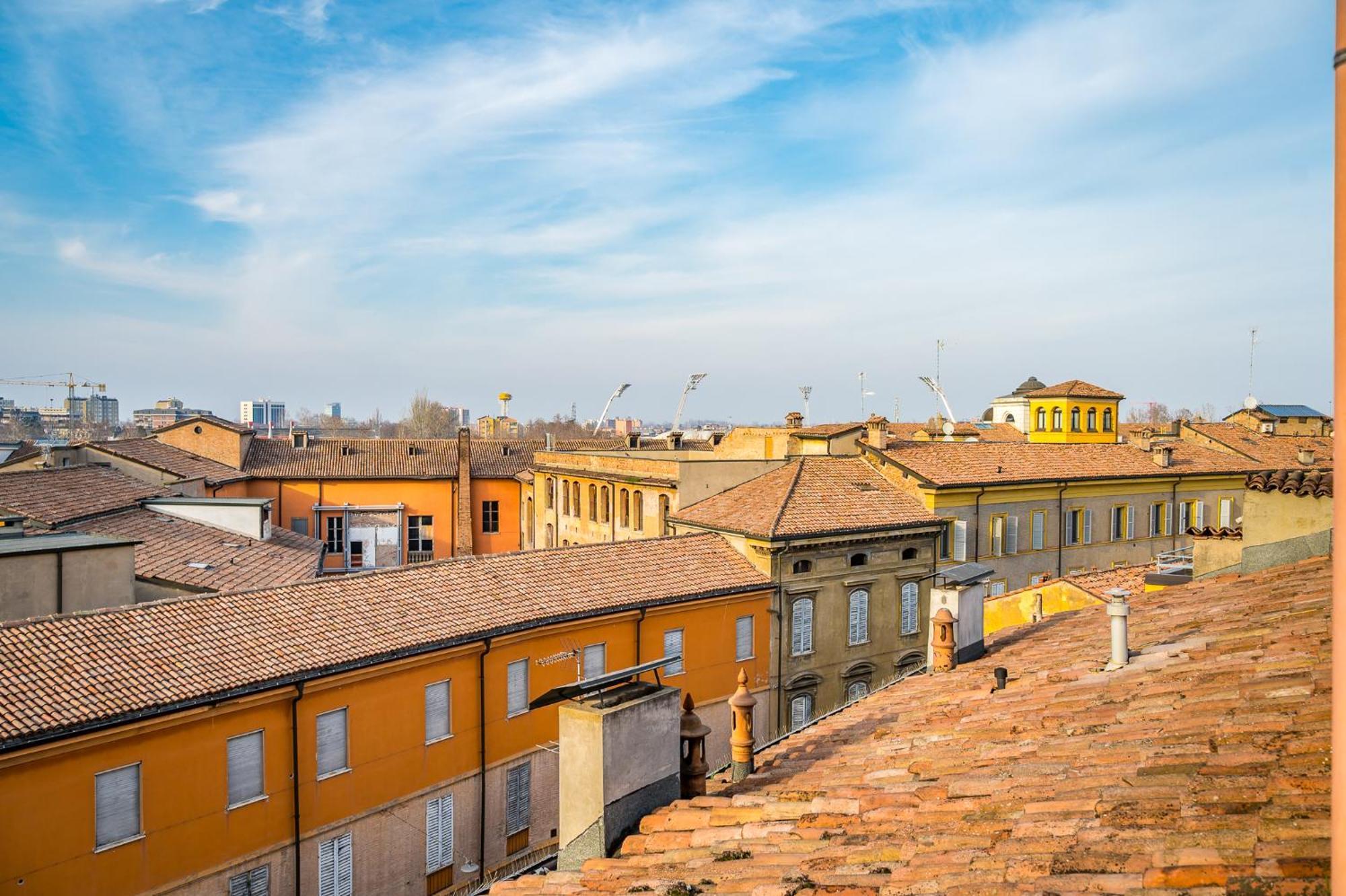 Casa Emilia - * In The Heart Of Modena * Apartment Bagian luar foto
